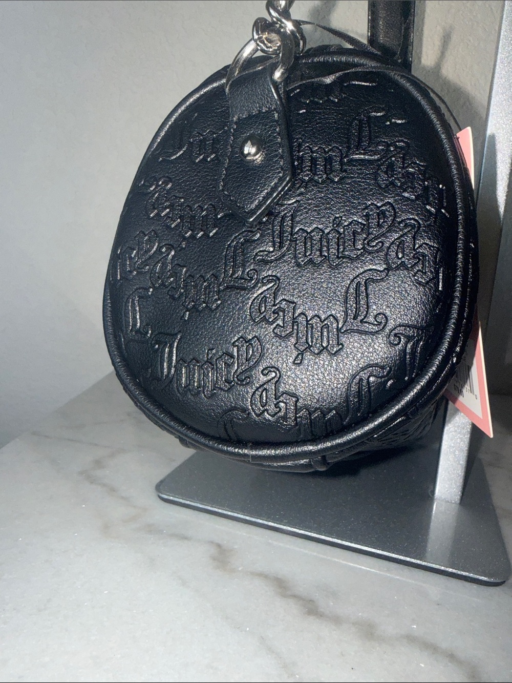 Juicy Couture String of Pearls Roll Bag / Barrel Bag-NWT!! 🖤✨ - Picture 5 of 6